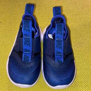COPY - Nike Dark Blue size 6C Toddler